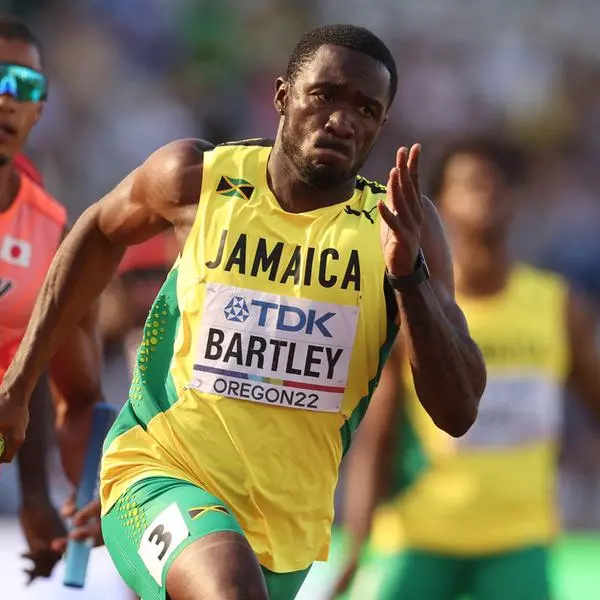 Jamaicans sweep 400 crowns, win men's 4x100 Penn Relays title