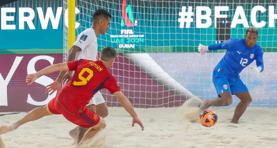 FIFA Beach Soccer World Cup: Tahiti overcome Spain, advance to quarter-finals
