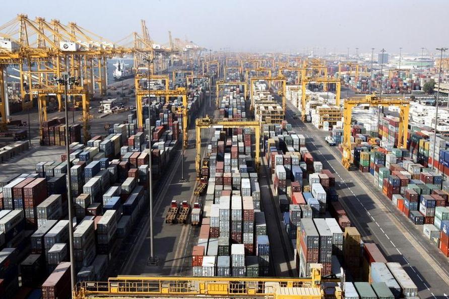 صادرات دبي وإعادة تصديرها تصل إلى 54 مليار دولار في الأشهر التسعة الأولى من 2023