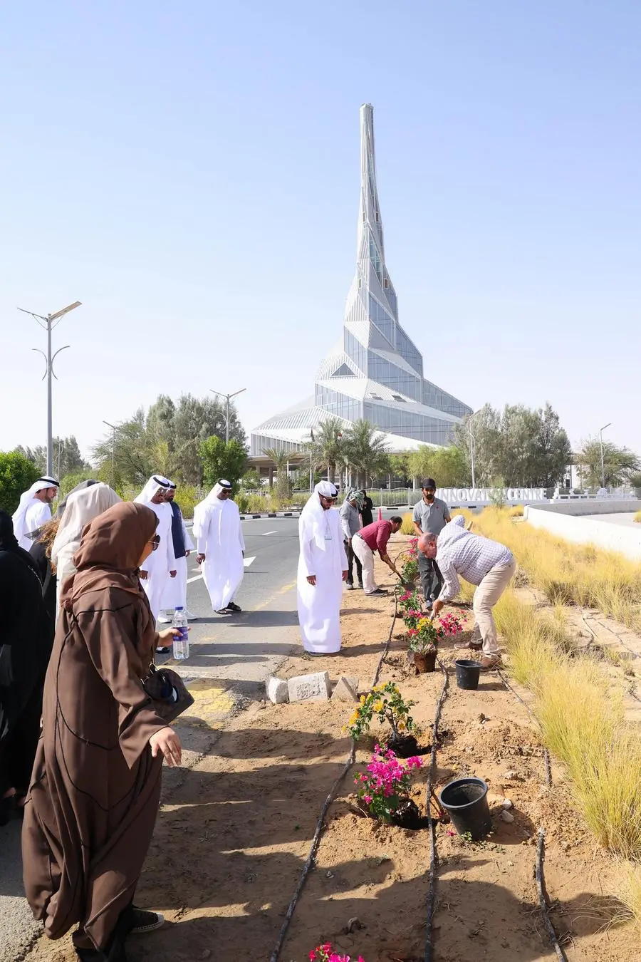 هيئة كهرباء ومياه دبي تعزز مسيرة دولة الإمارات الثرية بالممارسات المستدامة