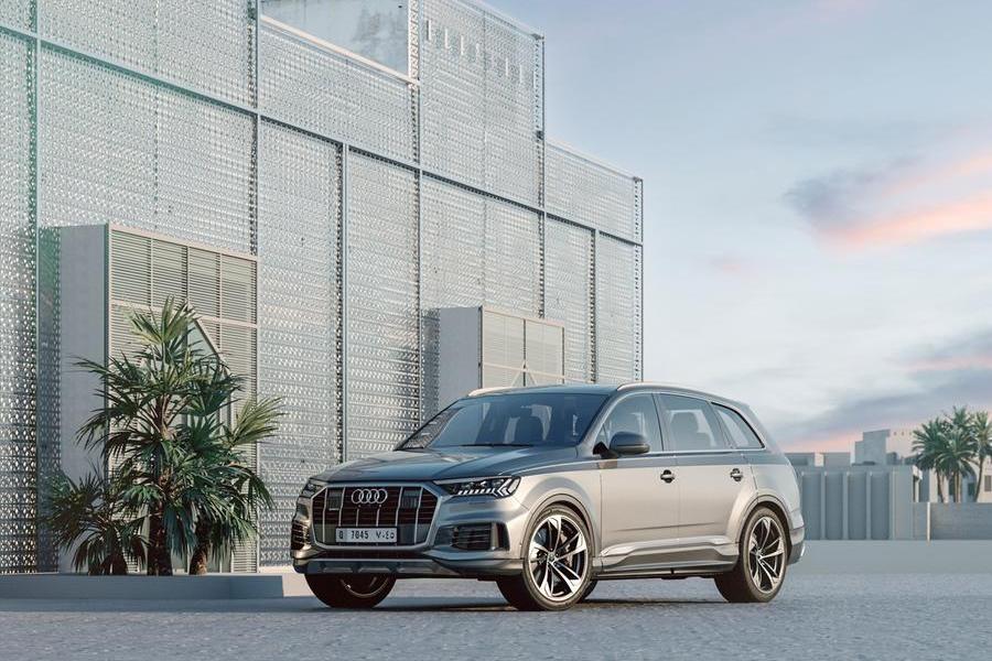 High performance SUV Audi Q7 is about superb dynamics and excellent comfort