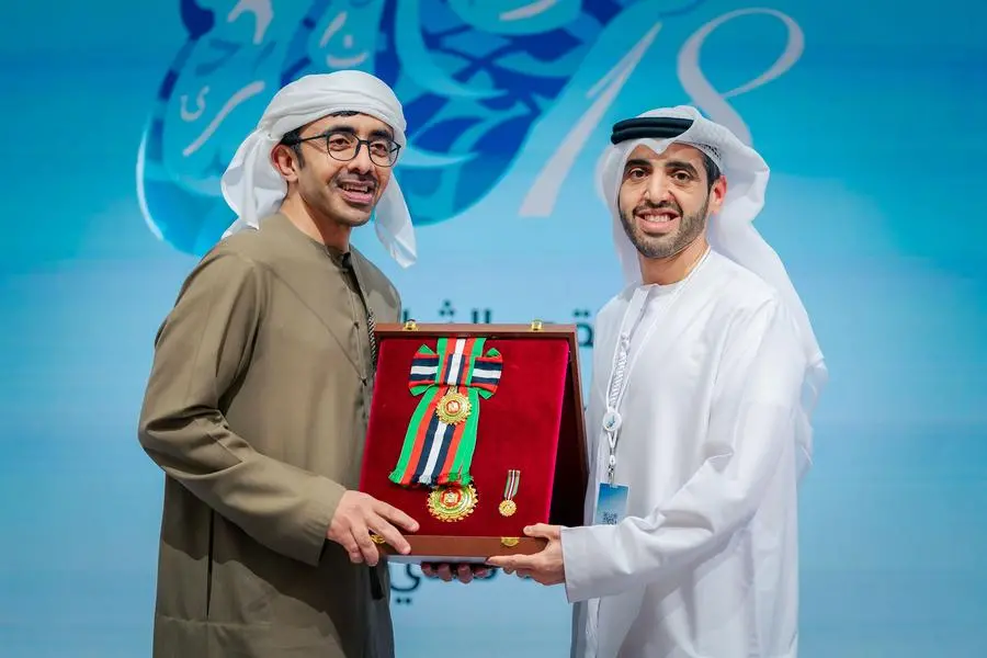 H.H. Sheikh Abdullah bin Zayed Al Nahyan, Minister of Foreign Affairs, presented the UAE ambassadors with the medals , WAM