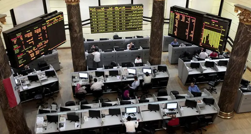 مؤشرات البورصة المصرية تنهي الأسبوع باللون الأخضر بقيادة أسهم القطاع الصحي