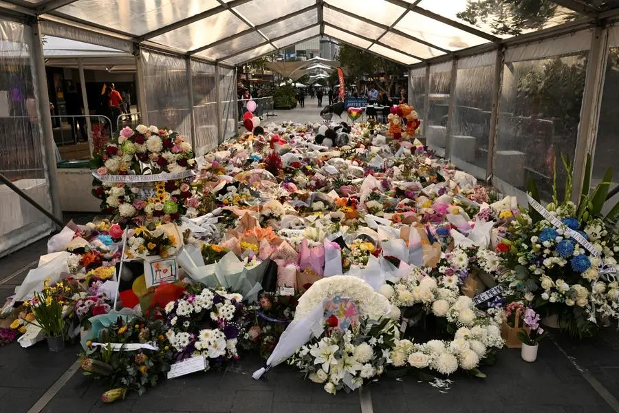 Memorials and tributes after Sydney mall stabbing