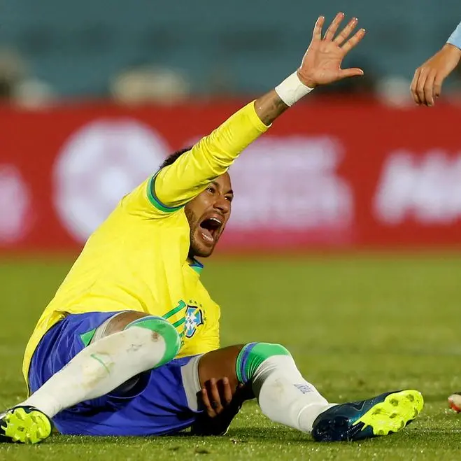 Neymar responding well to treatment, says Brazil's team doctor