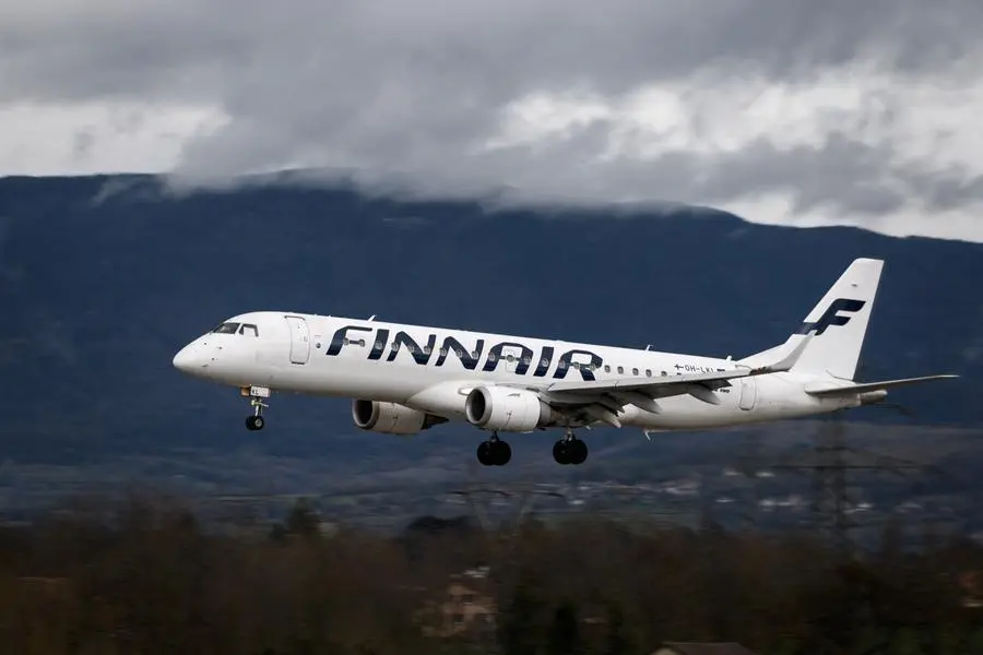 ストア finnair ライター