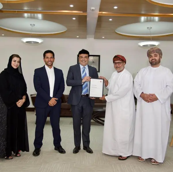 Oman Arab Bank recognized as ACCA approved employer for high standards of staff training and development