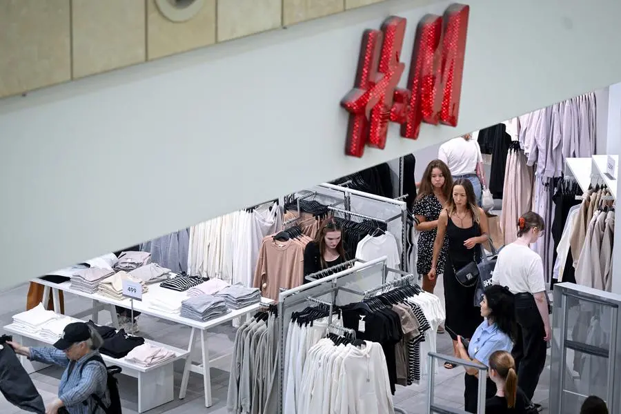 Why H&M Is Fine With Lower Profit Margins - Bloomberg