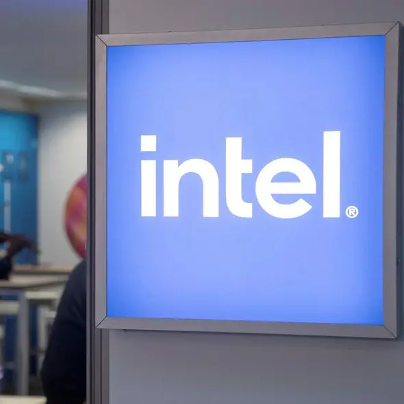 Intel on track for cumulative software sales of $1bln by end 2027, exec says