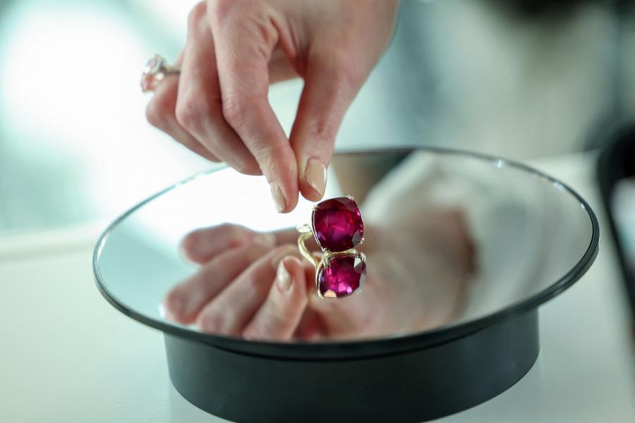 Sotheby's Sets Two Gemstone Records for a Ruby and a Pink Diamond