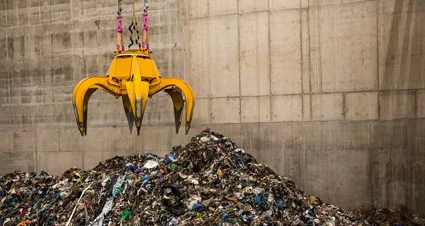 Abu Dhabi receives bids from two consortia for Waste-to-Energy IPP\n