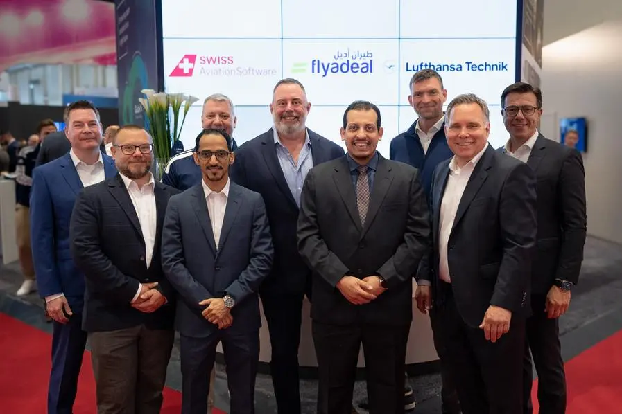 <p>Flyadeal CEO Steven Greenway pictured centre with airline colleagues and senior representatives from Lufthansa Technik and its software subsidiary company Swiss-AS.</p>\\n