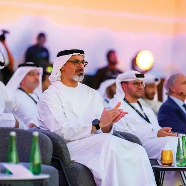انطلاق فعاليات أسبوع أبوظبي المالي بحفل كبير يحتفي بمفهوم \"اقتصاد الصقر\" وإطلاق منتدى أبوظبي الاقتصادي