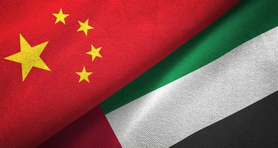 التبادل التجاري بين الإمارات والصين يرتفع 37% إلى حوالي 99.3 مليار دولار في 2022
