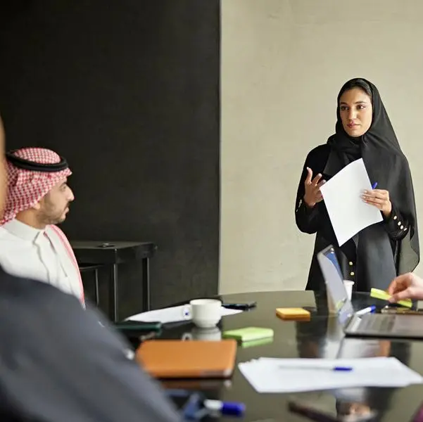 Women in Saudi more career-focused than men; healthcare, IT jobs booming – report