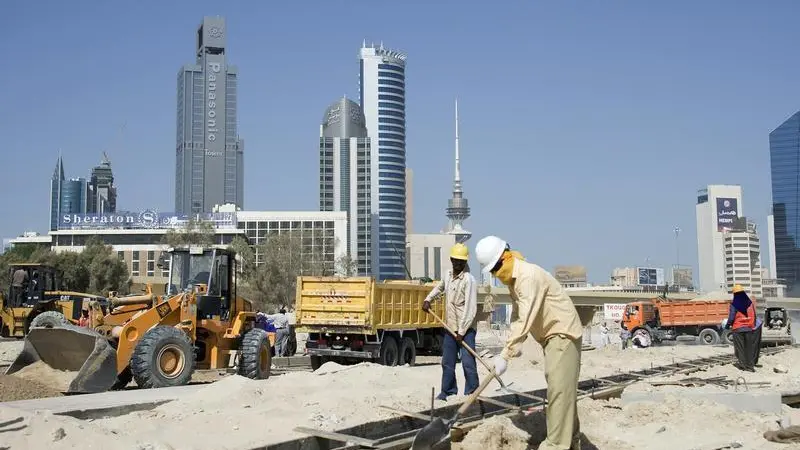 Kuwait continues road development works in Sulaibikhat under new contracts