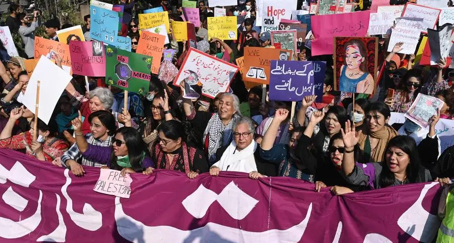Hundreds attend women's day marches, counter-protests in Pakistan