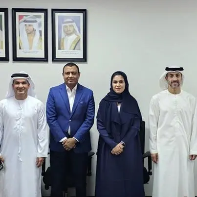 Dubai Chamber of Commerce strengthens public-private sector cooperation in clean energy sector