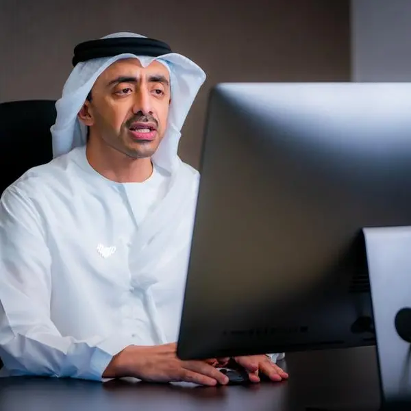 عبدالله بن زايد: دولة الإمارات تقدم منحة بقيمة 10 ملايين دولار أمريكي لدعم صناديق منظمة التجارة العالمية
