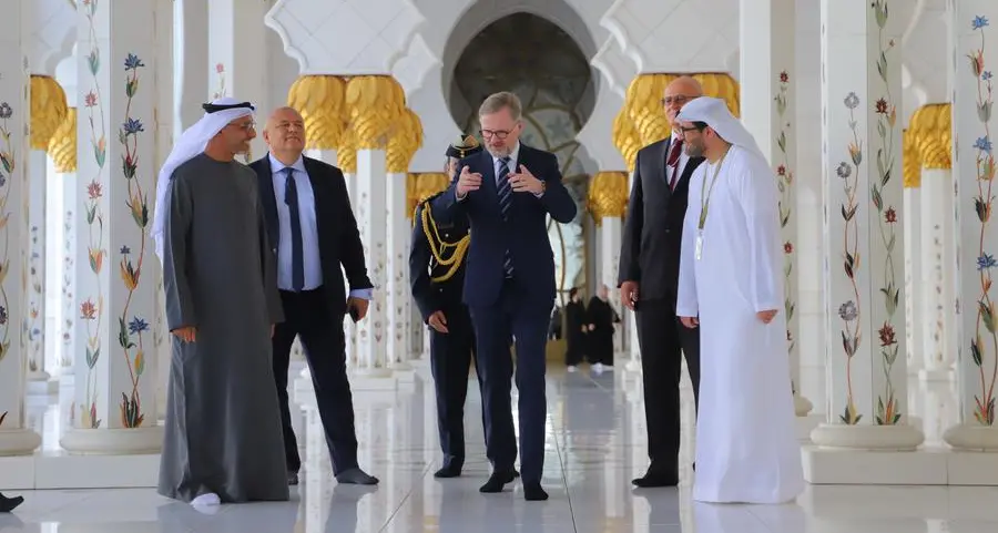 Czech Prime Minister visits Sheikh Zayed Grand Mosque