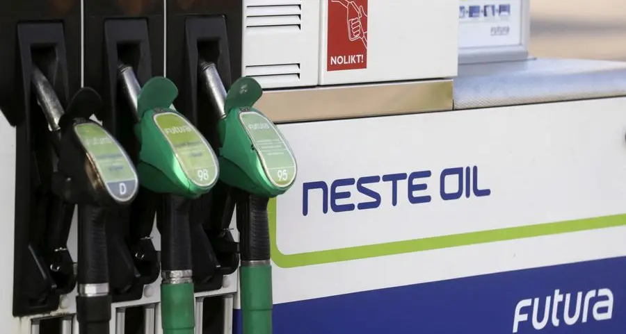 Finland's Neste to cut 400 jobs in cost cutting drive