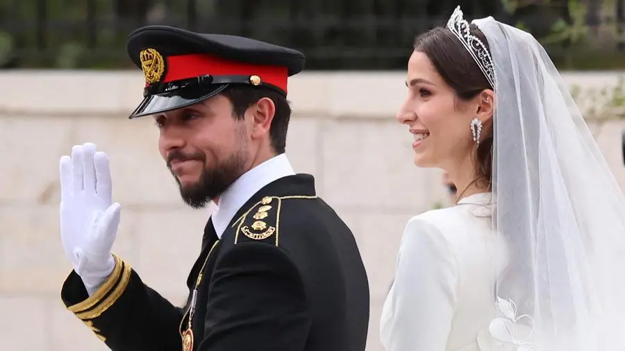 Jordan royal wedding: Crown Prince Hussein marries Saudi fiancé Rajwa Al-Saif