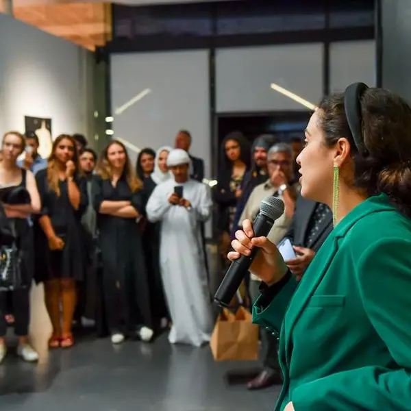 افتتاح معرض أعمال خريجي دفعة 2023 لبرنامج ماجستير الفنون الجميلة بجامعة نيويورك أبوظبي في 421
