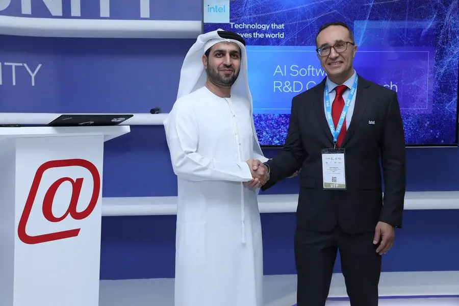 L-R - Ammar Al Malik, Executive Vice President, TECOM Group and Taha Khalifa, Country Manager GCC, CCG Director EMEA, Intel