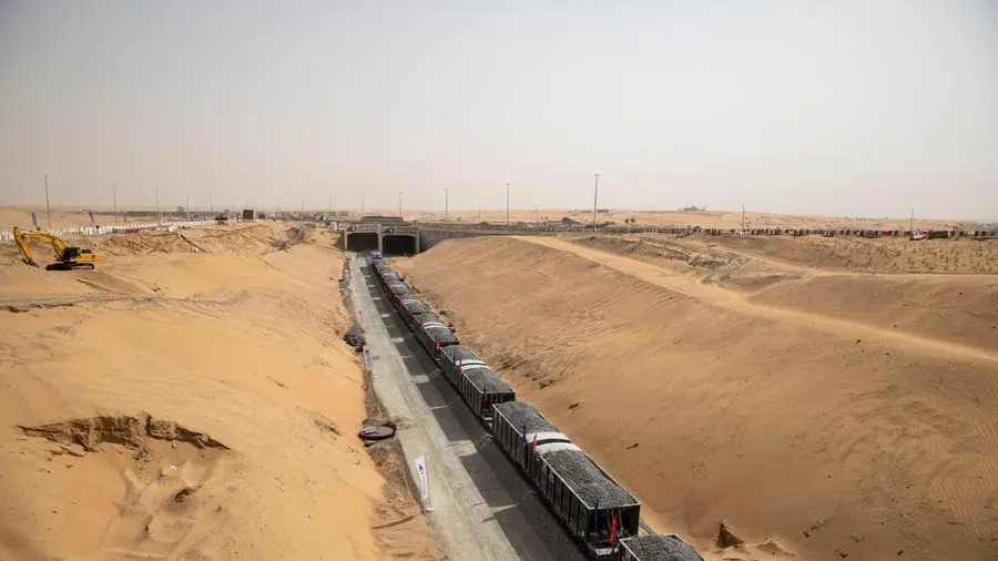 UAE: Motorists warned of delay on key road due to installation of Etihad Rail Bridge