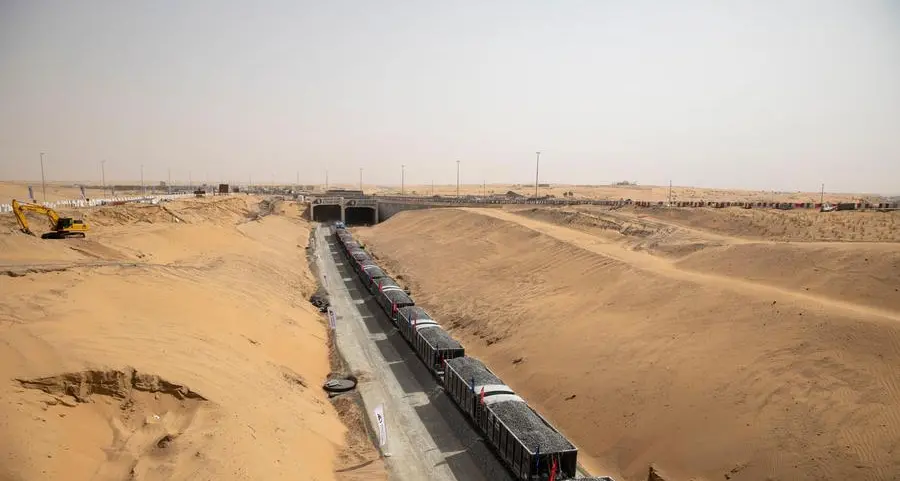 UAE: Motorists warned of delay on key road due to installation of Etihad Rail Bridge