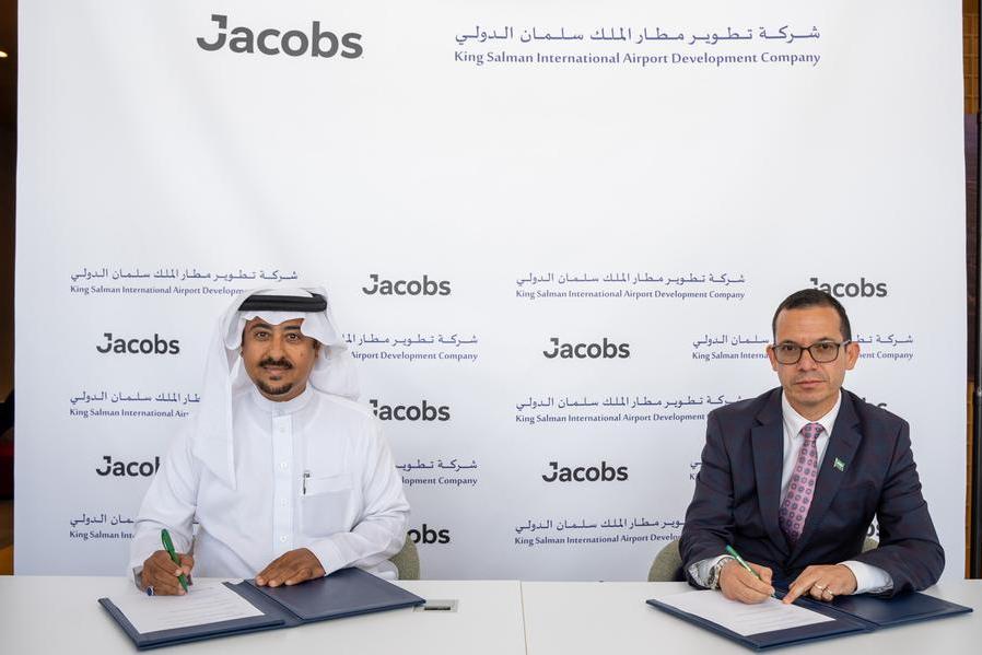 شركة تطوير مطار الملك سلمان الدولي توقّع أربع اتفاقيات مع شركات تصميم وهندسة محلية وعالمية