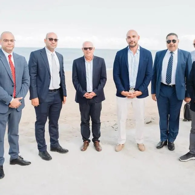 محافظ بورسعيد يتفقد المرحلة الأولى من مشروع \"تاور باي\"