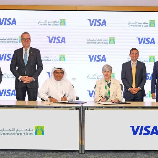 بنك دبي التجاري يوقع اتفاقية شراكة استراتيجية حصرية مع فيزا