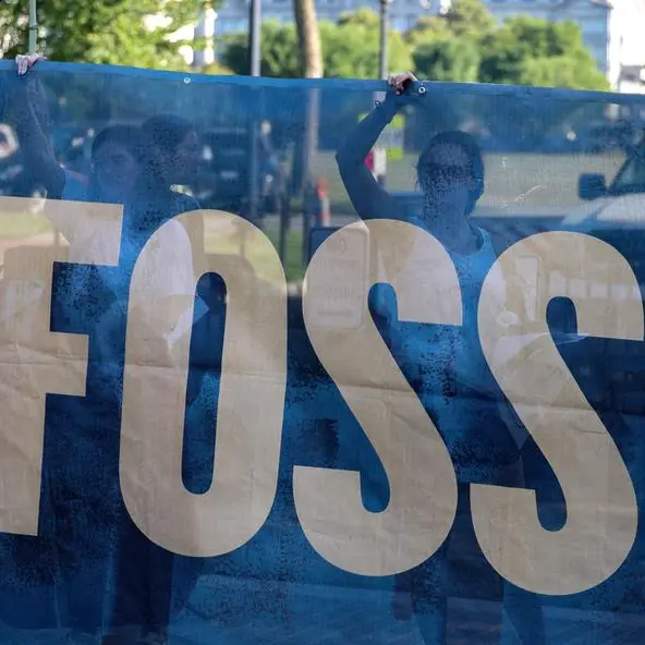 New York to fine fossil fuel companies $75bln under new climate law