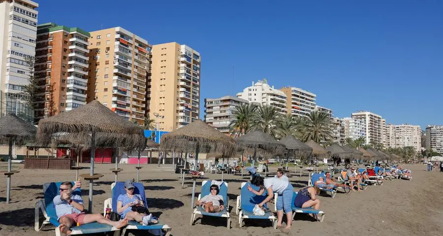 Spain population hits 48mln with surge in foreign nationals