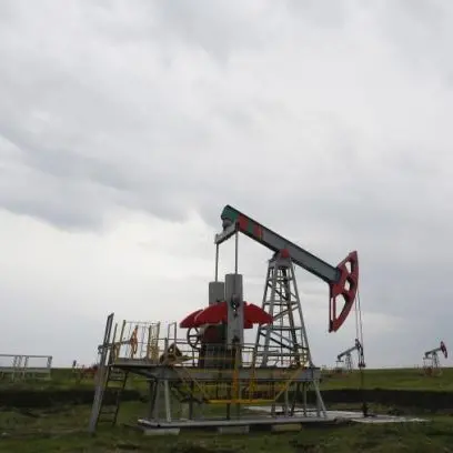 Oil prices remain near four-month highs as markets weigh Russia sanctions impact