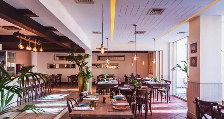 Saudi’s Ghida Alsutan buys Simple Burger