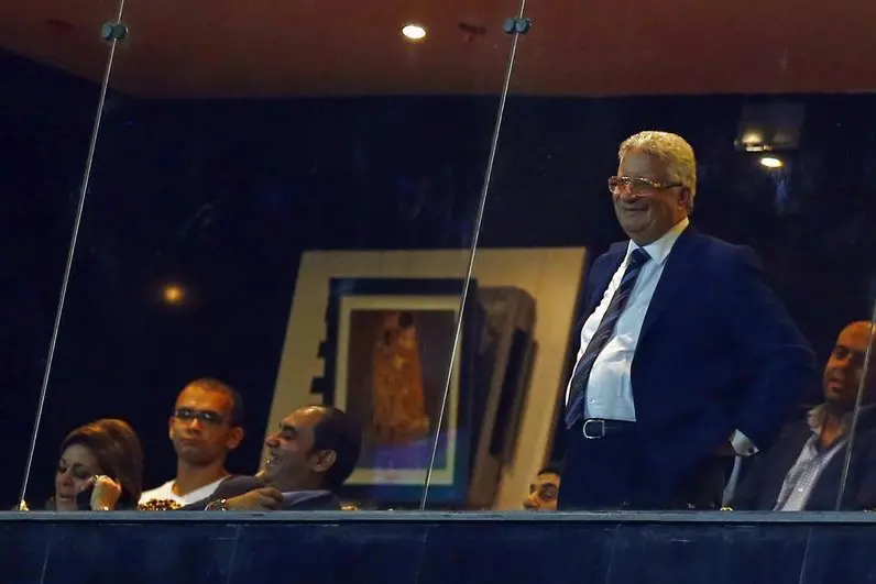 حكم قضائي بعزل مرتضى منصور من منصب رئيس نادي الزمالك المصري