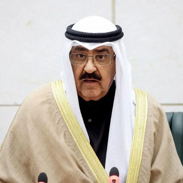 أمير الكويت الجديد يقبل استقالة الحكومة ويكلفها بتصريف الأعمال