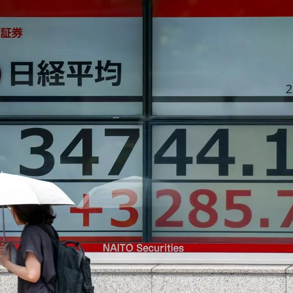 Tokyo stocks dive on strong yen as Hong Kong, Shanghai extend rally