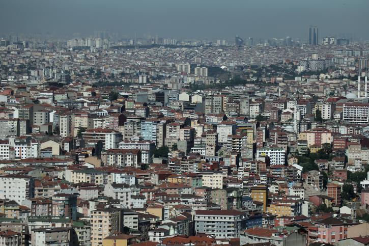 Turkey weighs raising electricity, natural gas prices, Bloomberg News reports