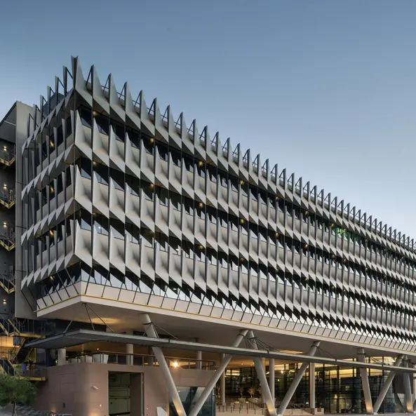 Abu Dhabi’s non-oil foreign trade grew 34.7% in H1 2025