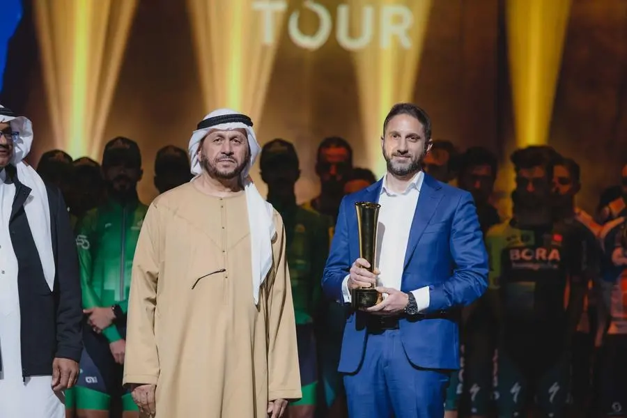 <p>Nizar Fakhoury, Development Executive Director, Royal Commission for AlUla receives the Arab Bike City Award from Sheikh Faisal AlQasimi, President of the Arab Cycling Federation (Photo: Royal Commission for AlUla)</p>\\n