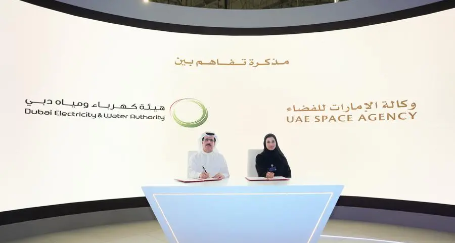 تعاون هيئة كهرباء ومياه دبي ووكالة الإمارات للفضاء لتعزيز استدامة وتوطين صناعة الفضاء الإماراتية
