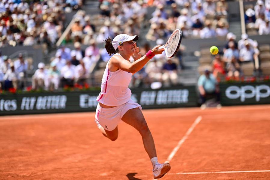 Iga Swiatek Plays Hard—and Wins Easy—at the French Open Final