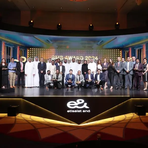 \"إي آند الإمارات\" تعلن عن الفائزين بجوائز الشركات الصغيرة والمتوسطة لعام 2024