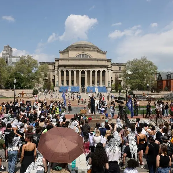 Pro-Palestinian protesters occupy building at Columbia University - CNN