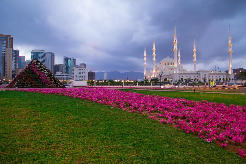 Fujairah Ruler to perform Eid Al Fitr prayer at Sheikh Zayed Mosque in ...