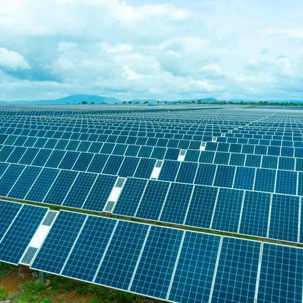 مكتب أبوظبي للصادرات يموّل توسعة مجمّع محمد بن زايد للطاقة الشمسية في توغو بقيمة 92 مليون درهم