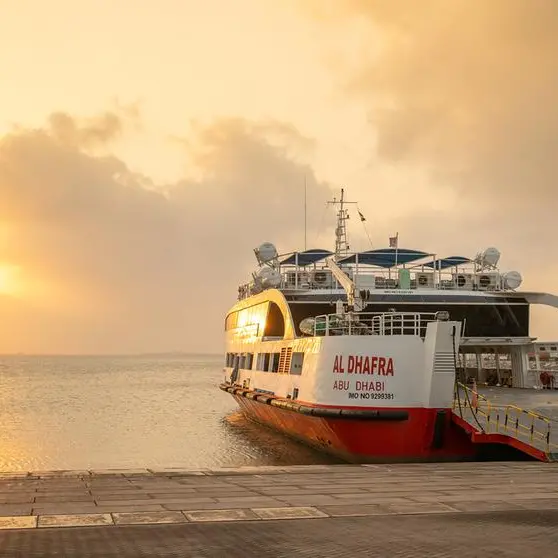 أبوظبي البحرية تعلن عن خدمة مجانية للنقل بالعبّارات من وإلى جزيرة دلما وجبل الظنة خلال مهرجان سباق دلما التاريخي